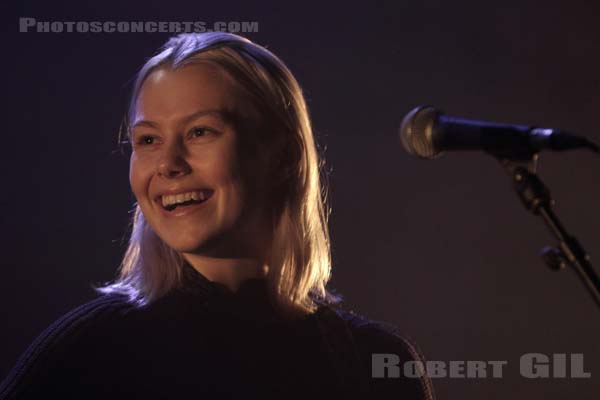 PHOEBE BRIDGERS - 2017-10-30 - PARIS - Cafe de la Danse - 